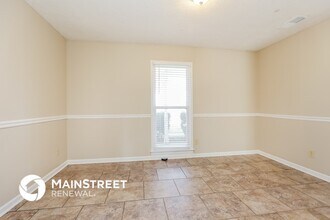 305 Short Ct in Smyrna, TN - Foto de edificio - Building Photo