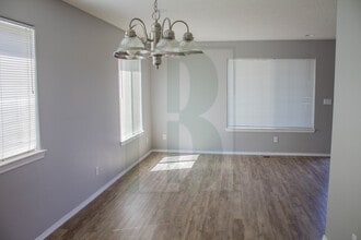 4480 Benham Ave SE in Salem, OR - Building Photo - Building Photo