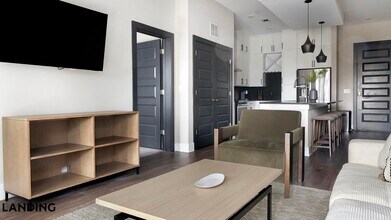 2550 Blackmon Dr in Decatur, GA - Foto de edificio - Building Photo