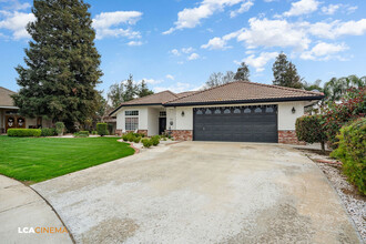 6105 Terra Vista Ct in Bakersfield, CA - Foto de edificio - Building Photo