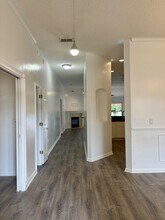 1045 Drakefeather Dr in Orange Park, FL - Building Photo - Building Photo