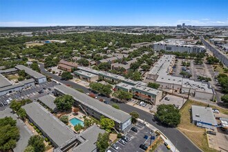2600 Penny Ln in Austin, TX - Building Photo - Building Photo