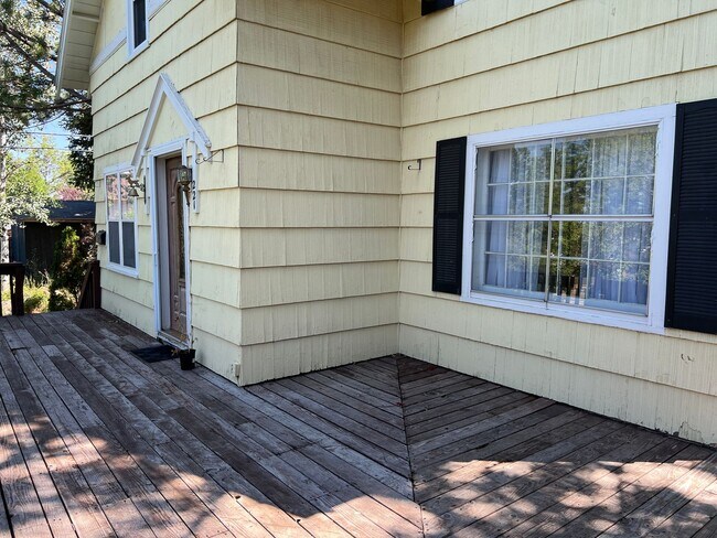 221 S 2nd E in Rexburg, ID - Building Photo - Building Photo