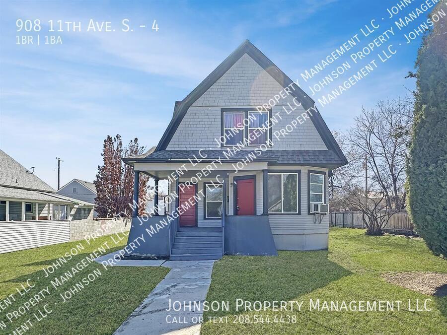 908 11th Ave S in Nampa, ID - Building Photo