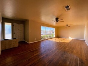 2401 42nd St in Snyder, TX - Building Photo - Building Photo