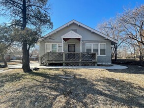 1601 N Hillside St in Wichita, KS - Building Photo - Building Photo