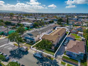 15411 S Berendo Ave in Gardena, CA - Building Photo - Building Photo