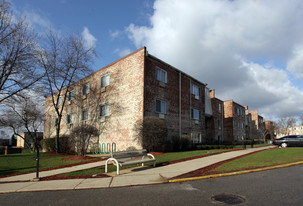 842-848 W College Blvd Apartments