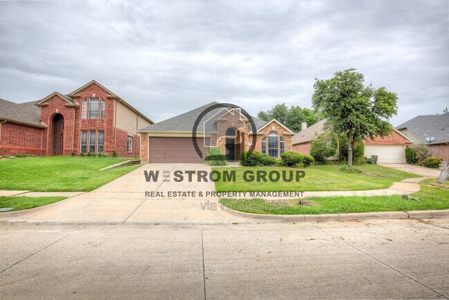 property at 4637 Parkmount Dr