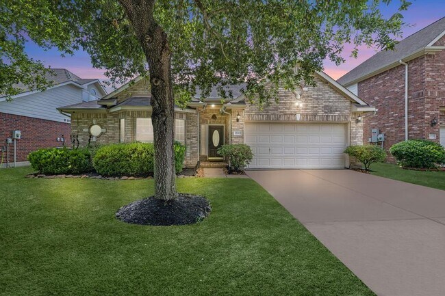 15215 Millers Run Ln in Sugar Land, TX - Building Photo - Building Photo