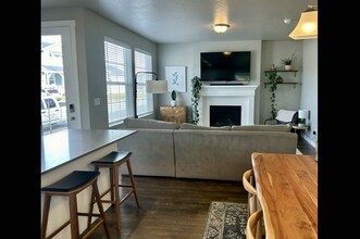 932 W 2840 N in Lehi, UT - Building Photo - Building Photo