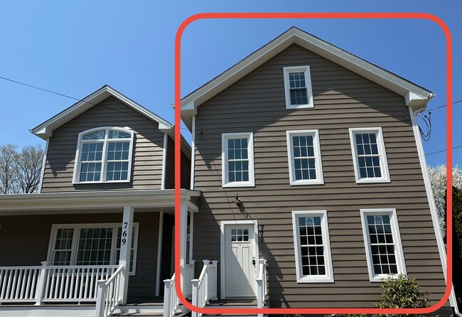 771 Watertown Rd in Middlebury, CT - Building Photo - Building Photo