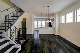 908 Patterson St in Houston, TX - Building Photo - Building Photo