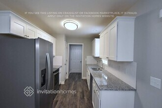 4105 Rev Williams Dr in Greensboro, NC - Foto de edificio - Building Photo