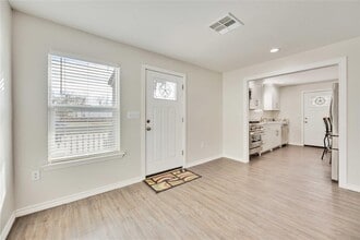 923 E 36th St in Houston, TX - Building Photo - Building Photo