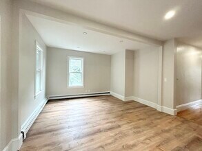 102 Buttonwood St in Boston, MA - Building Photo - Building Photo