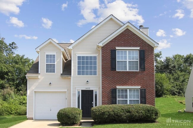 property at 1482 Kindred Cir NW