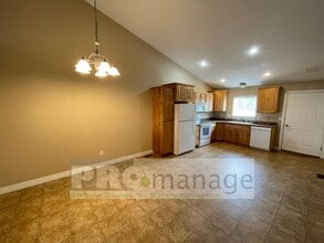 2942 Glenn Cove Ct in Ammon, ID - Building Photo - Building Photo