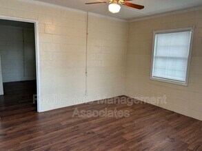 909 Cleveland St in Griffin, GA - Building Photo - Building Photo
