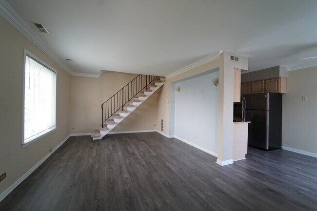 1543 Cornell Pl in Hoffman Estates, IL - Building Photo - Building Photo