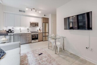 1051 First St NE in Washington, DC - Building Photo - Building Photo