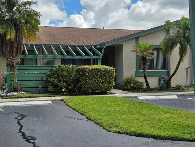 property at 460 Lakeview Dr