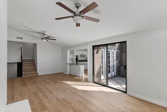 450 Bolero Way in Newport Beach, CA - Building Photo - Building Photo