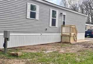 1318 Zilke Rd in Niles, MI - Building Photo - Building Photo