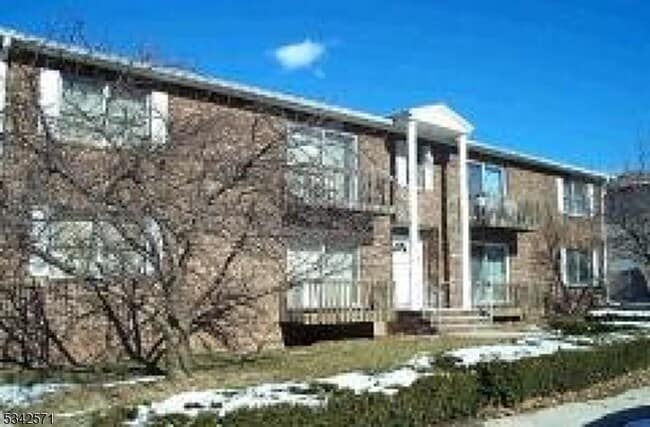 property at 29 Fairview Pl