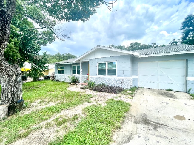 1813 Grimke Ave in Apopka, FL - Foto de edificio - Building Photo