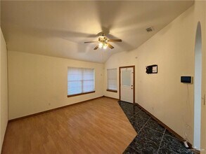 25 Laurel Ave in McAllen, TX - Building Photo - Building Photo