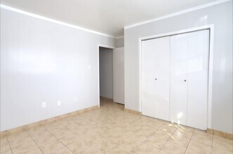 4901 Murphy Pl-Unit -2 in West New York, NJ - Building Photo - Building Photo