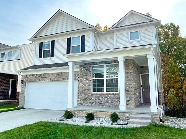 property at 2835 Dillon Dr