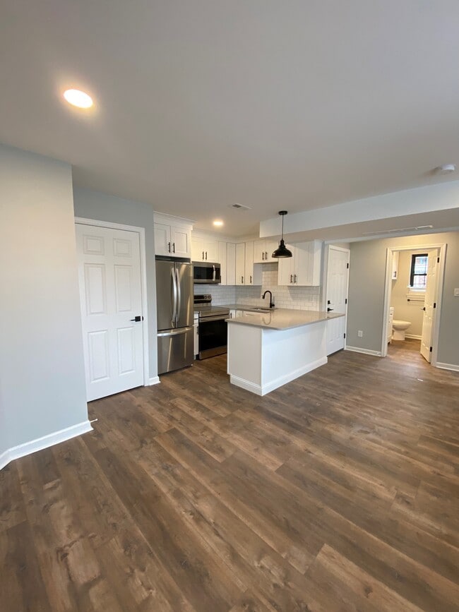 263 S York Rd, Unit 200 in Hatboro, PA - Building Photo - Building Photo