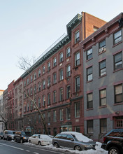 256 W 21st St in New York, NY - Building Photo - Building Photo