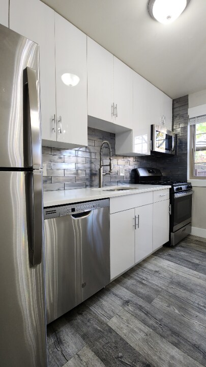 550 S Clay Ave in Kirkwood, MO - Building Photo