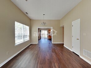 1610 Winding Creek Trl in Brownsburg, IN - Foto de edificio - Building Photo