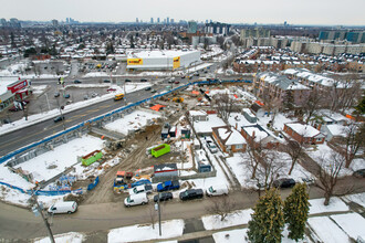 East Station in Toronto, ON - Building Photo - Building Photo