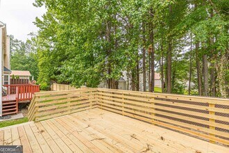 5895 Hampton Ct in College Park, GA - Building Photo - Building Photo