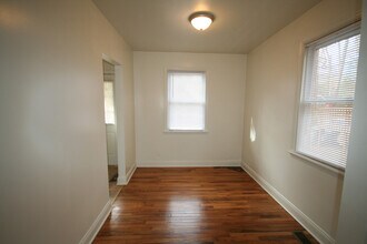 1413 Clarendon St in Durham, NC - Building Photo - Building Photo