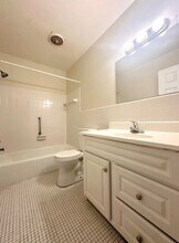 1315 N Dowling Ave in Minneapolis, MN - Foto de edificio - Building Photo