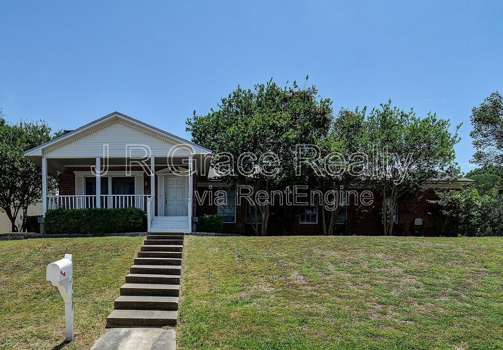 1308 White River Dr in Woodway, TX - Building Photo