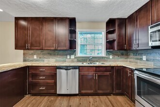 5540 Rand St in Houston, TX - Foto de edificio - Building Photo