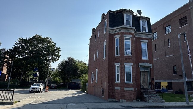 349 Dudley St in Boston, MA - Foto de edificio - Building Photo