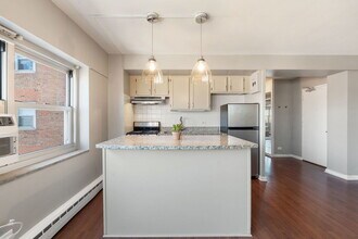 4970 N Marine Dr in Chicago, IL - Building Photo - Building Photo