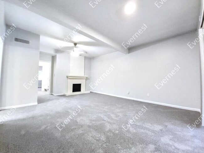 property at 3815 Paces Ferry W