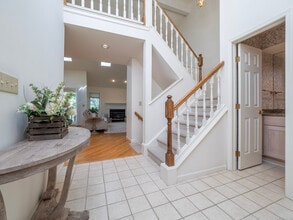 12 Boulevard Dr in Danbury, CT - Building Photo - Building Photo