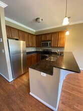 155 Dr. Michael Debakey Drive in Lake Charles, LA - Foto de edificio - Interior Photo