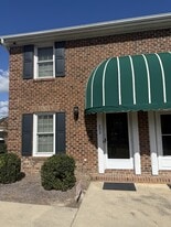 203 S Lincoln St in Benson, NC - Building Photo