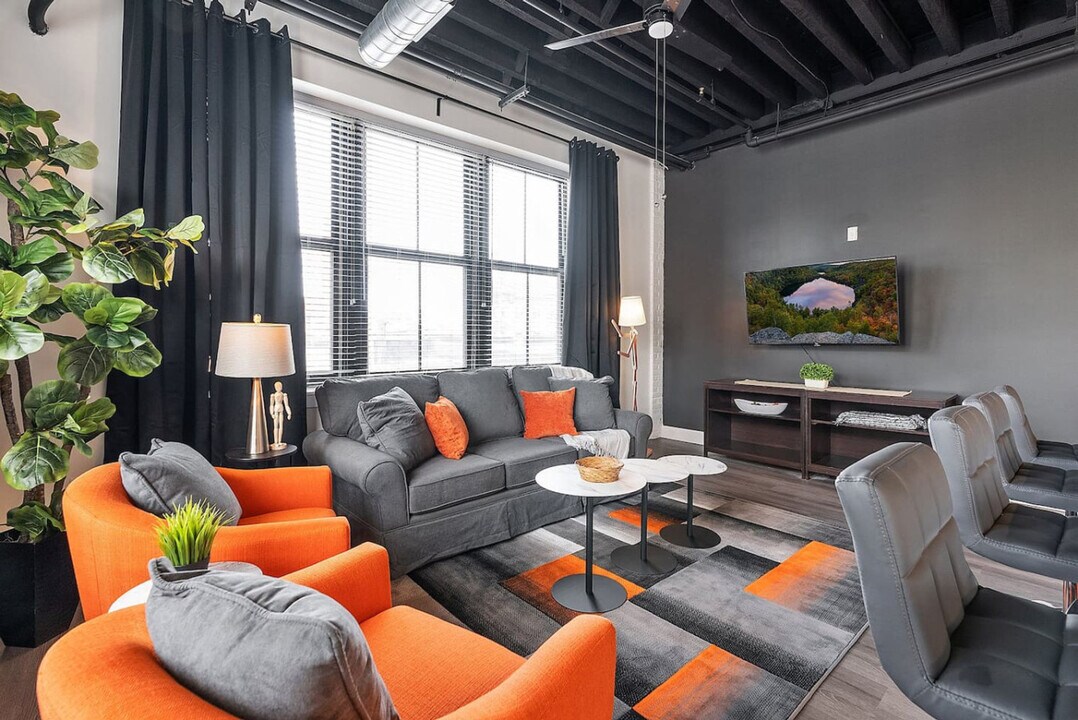 212 Roberts Ave in Philadelphia, PA - Building Photo